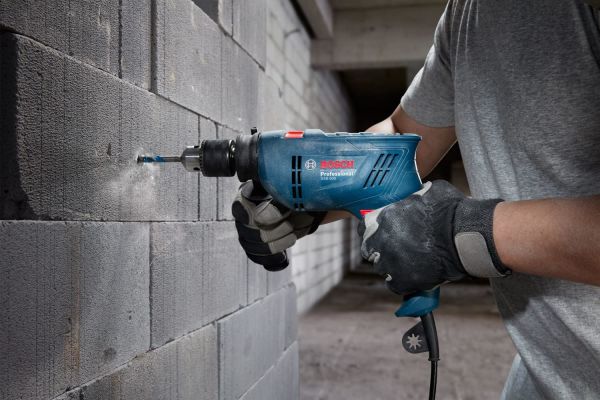 Bosch Professional GSB 600 Darbeli Matkap + 100 parça AC set, Darbeli Matkap