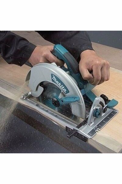 Makita Hs6601 Sunta Kesme Makinası