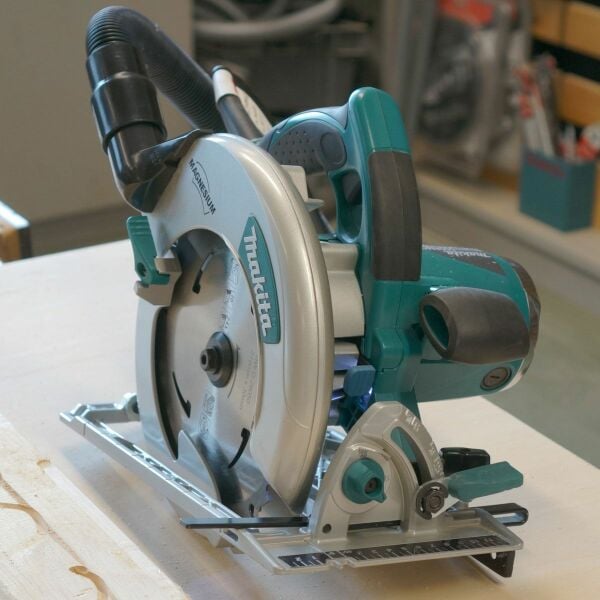 Makita 5008 MG  Daire testere,Sunta Kesme 210mm 1800w