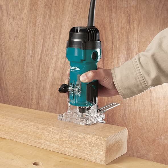 Makita M3702b Formika Traşlama  el firezesi