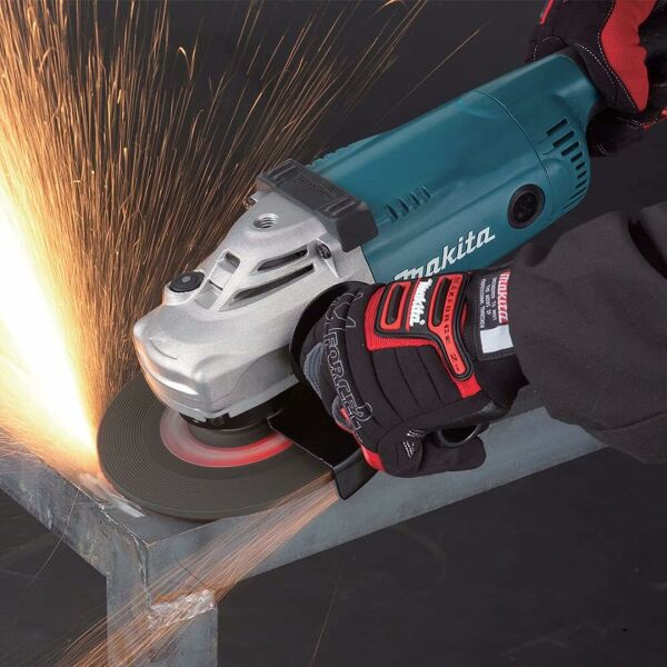 Makita Ga7020  sipral Taşlama 180 mm 2200 watt
