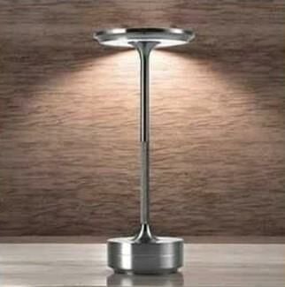 Cata CT-8438 Toronto Şarjlı 3 Renk Dokunmatik Masa Lambası Silver