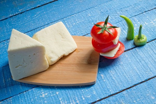 Tam Yağlı Klasik Sert Beyaz Peynir 650 Gr