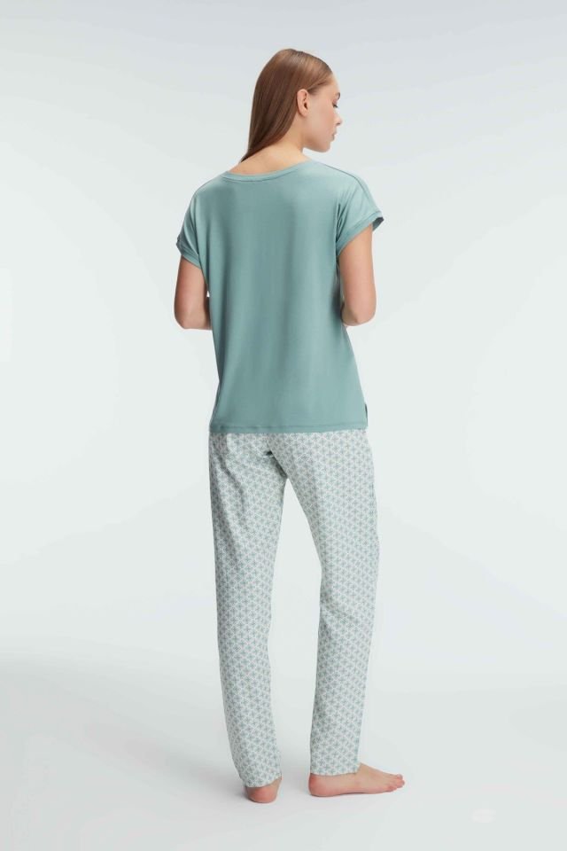Anıl 9919 Kısa Kol Bisiklet Yaka Kadın Viskon Çiçek Desenli Yazlık Örme Normal Bel Pijama Takımı