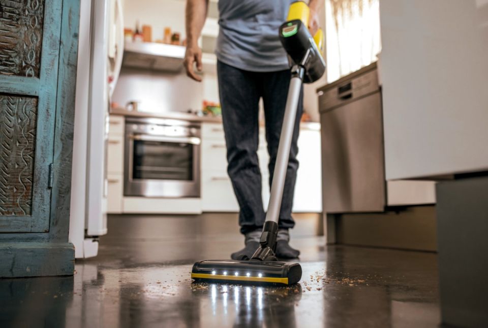 Karcher VC 6 OurFamily Limited Edition 25.2 V Dikey Şarjlı Süpürge