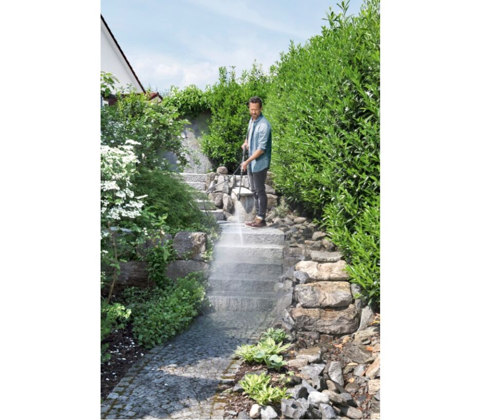 Karcher K 3 Compact Car 120 Bar Basınçlı Yıkama Makinesi