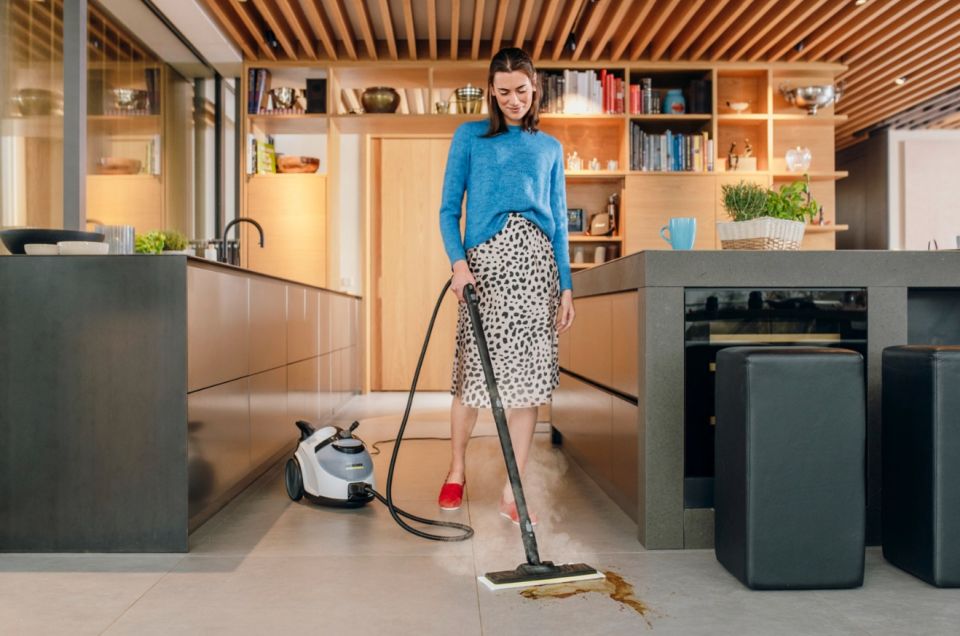 Karcher SC 5 EasyFix Iron Plug Buharlı Temizleyici