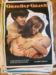 GÜZELLER GÜZELİ FİLMİNİN AFİŞİ OYNAYANLAR: JOSE MARIA FLOTATS, MARTINE BROCHARD