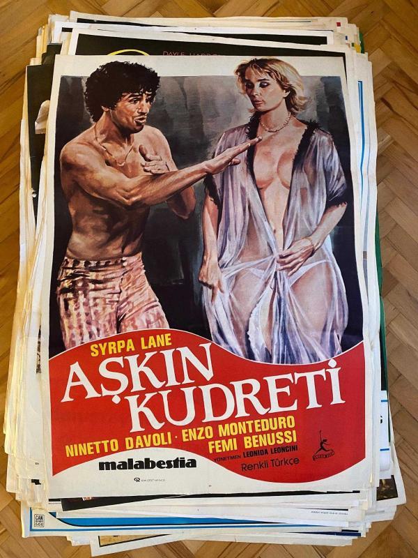 AŞKIN KUDRETİ FİLMİNİN AFİŞİ - SYRPA LANE, NINETTO DAVOLI