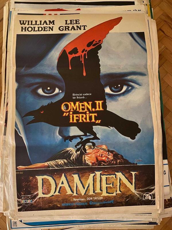 DAMIEN - OMEN II - İFRİT FİLMİNİN AFİŞİ OYNAYANLAR: WILLIAM HOLDEN, LEE GRANT YÖNETMEN: DON TAYLOR
