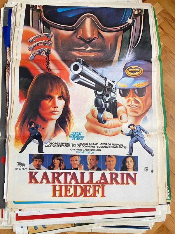 KARTALLARIN HEDEFİ FİLMİNİN AFİŞİ - MAUD ADAMS