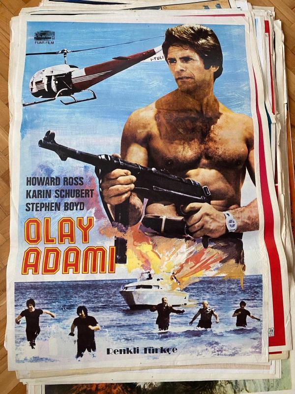 OLAY ADAMI FİLMİNİN AFİŞİ - HOWARD ROSS, KARIN SCHUBERT, STEPHEN BOYD