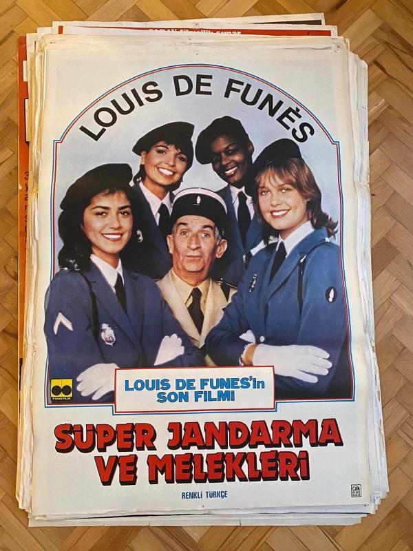 SÜPER JANDARMA VE MELEKLERİ FİLMİNİN AFİŞİ - LOUIS DE FUNES