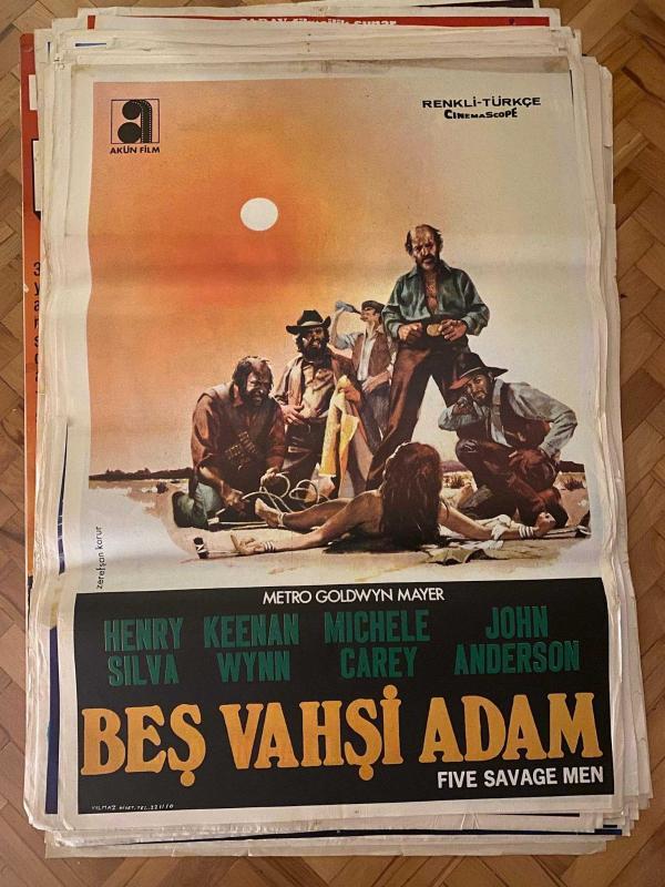 BEŞ VAHŞİ ADAM FİLMİNİN AFİŞİ - HENRY SILVA, KEENAN WYNN, MICHELE CAREY, JOHN ANDERSON