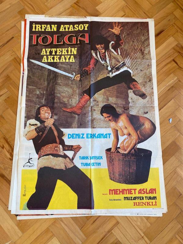 TOLGA FİLMİNİN AFİŞİ OYNAYANLAR: İRFAN ATASOY,AYTEKİN AKKAYA, DENİZ ERKANAT