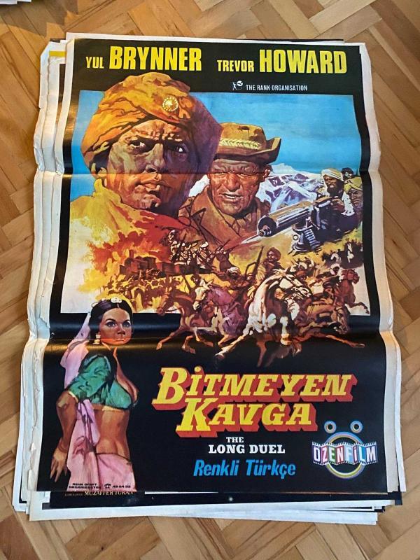 BİTMEYEN KAVGA FİLMİNİN AFİŞİ OYNAYANLAR: YUL BRYNNER, TREVOR HOWARD