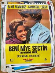 BENİ NİYE SEÇTİN FİLMİNİN AFİŞİ OYNAYANLAR: DAVID HEMMINGS, SAMANTHA EGGAR, EMLYN WILLIAMS, PHYLLIS CALVERT