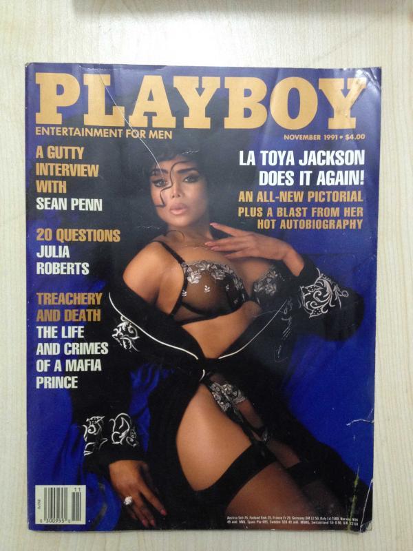 PLAYBOY - ENTERTAINMENT FOR MEN NOVEMBER 1991 LA TOYA JACKSON DOES IT AGAIN, 20 QUESTIONS JULIA ROBERTS, SEAN PENN, TEACHERY AND DEATH