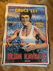 ÖLÜM KAVGASI FİLMİNİN AFİŞİ OYNAYANLAR: BRUCE LEE, SHOU LUNG