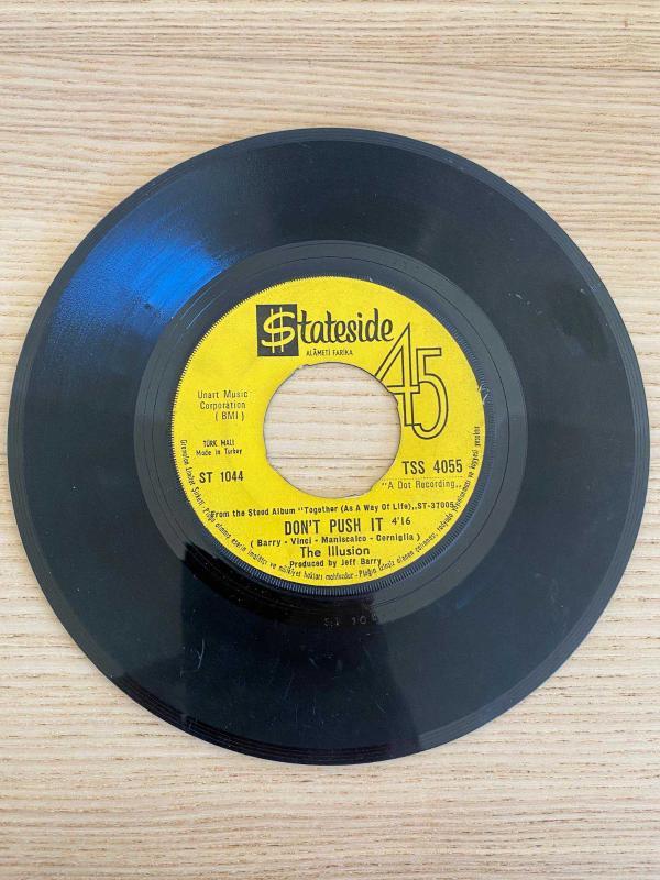 The Illusion - Together / Don't Push It | Stateside TSS 4055 | Turkiye Baskı | Rock, Funk / Soul, Hard Rock, Psychedelic Rock | Jenerik kapak