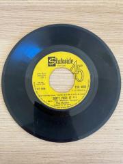 The Illusion - Together / Don't Push It | Stateside TSS 4055 | Turkiye Baskı | Rock, Funk / Soul, Hard Rock, Psychedelic Rock | Jenerik kapak