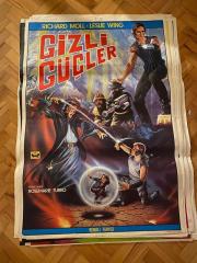 GİZLİ GÜÇLER ÇİZİM FİLM AFİŞİ OYNAYANLAR: RICHARD MOLL, LESLIE WING YÖNETMEN: ROSEMARIE TURKO