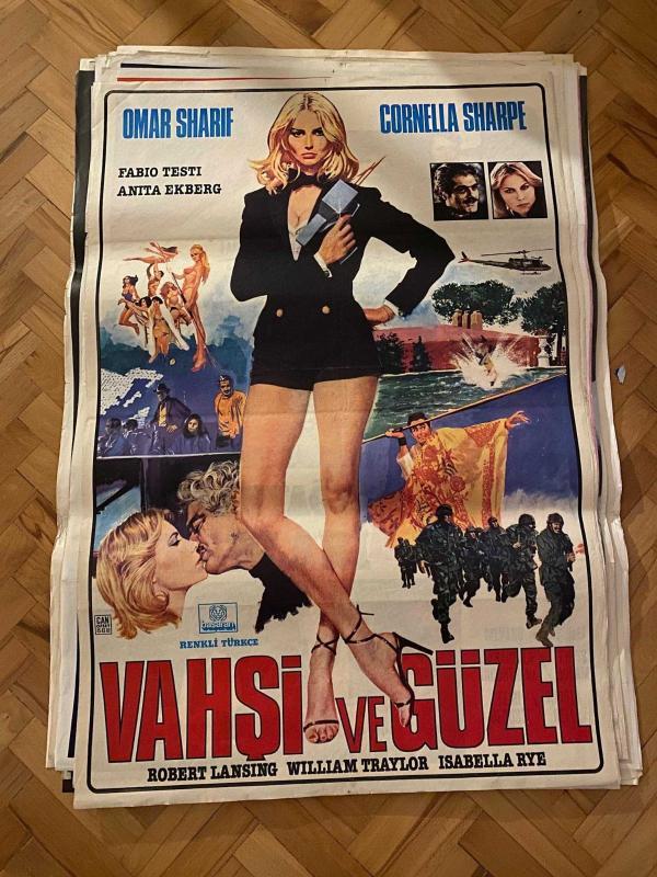 VAHŞİ VE GÜZEL FİLMİNİN AFİŞİ OYNAYANLAR: OMAR SHARIF, CORNELLA SHARPE, FABIO TESTI, ANITA EKBERG