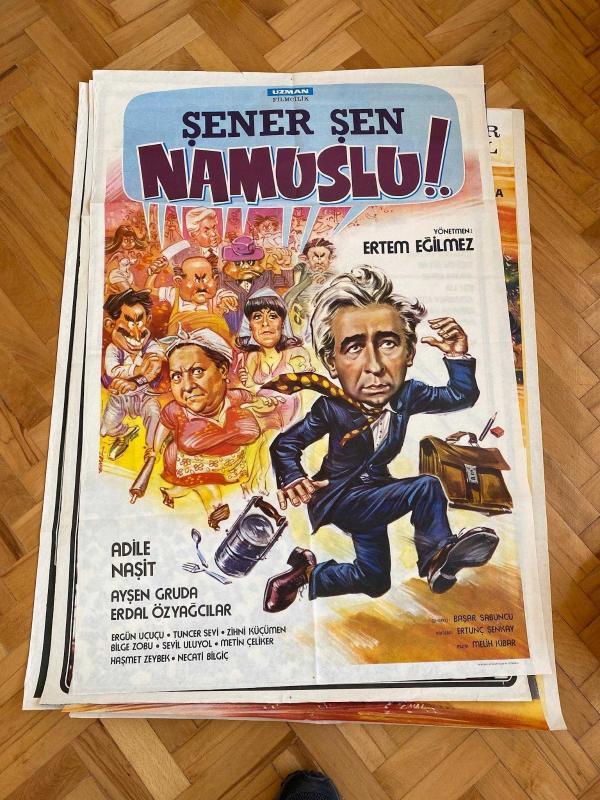 NAMUSLU Şener Şen, Adile Naşit, Ayşen Gruda, Erdal Özyağcılar Çizim Film Afişi