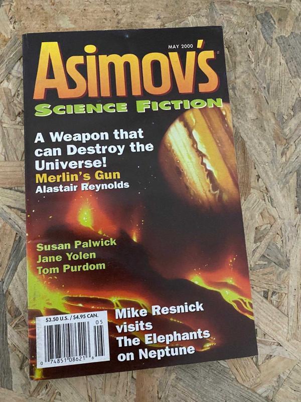 Asimov's Science Fiction May 2000 | A Weapon that can Destroy the Universe - Merlin's Gun