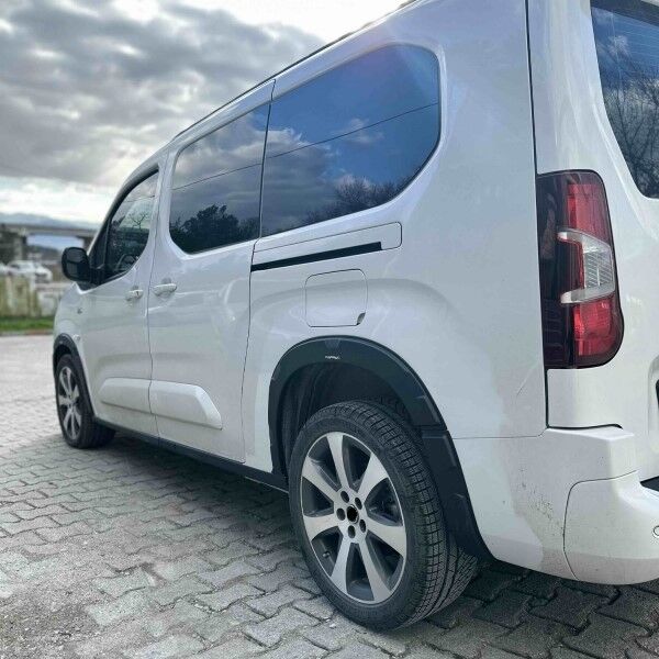 YENİ PARTNER ARACA ÖZEL ÇAMURLUK DODİK 8 PARÇA CAPPAFE 2021 2022 2023 2024 2025