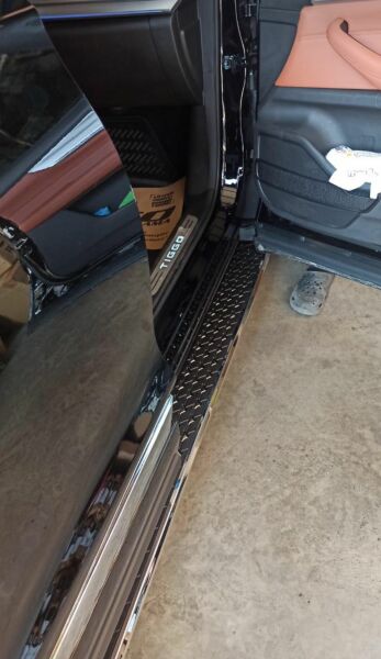 JEEP COMMANDER 2006 2007 2008 2009 2010 YAN BASAMAKLIK