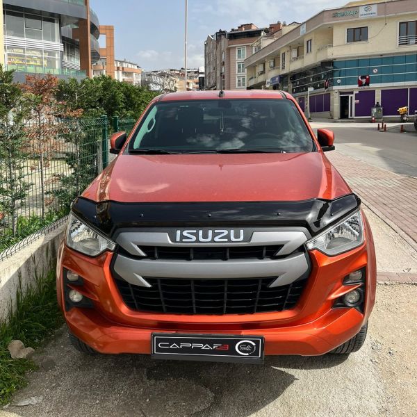D MAX ARACA ÖZEL ÖN KAPUT KORUYUCU RÜZGARLIGI 2021 2022 2023 2024 2025