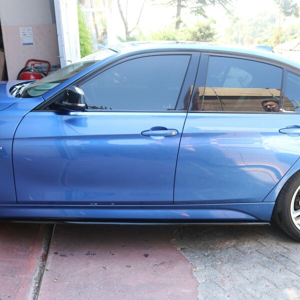 BMW F30 Marşpiyel Alt Çıta Set Performans P Black