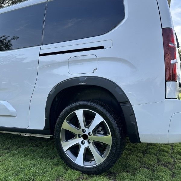 TOYOTA PROACE CİTY ARACA ÖZEL ÇAMURLUK DODİK 8 PARÇA 2021 2022 2023 2024 2025
