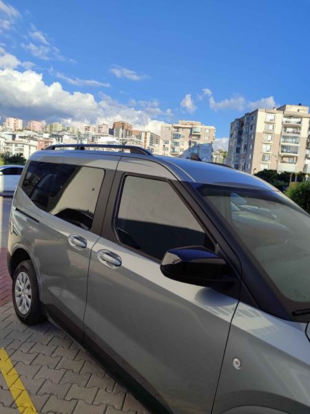 COURİER PORTBAGAJ SİYAH TAVAN ÇİTASI 2024 2025 2026 2027