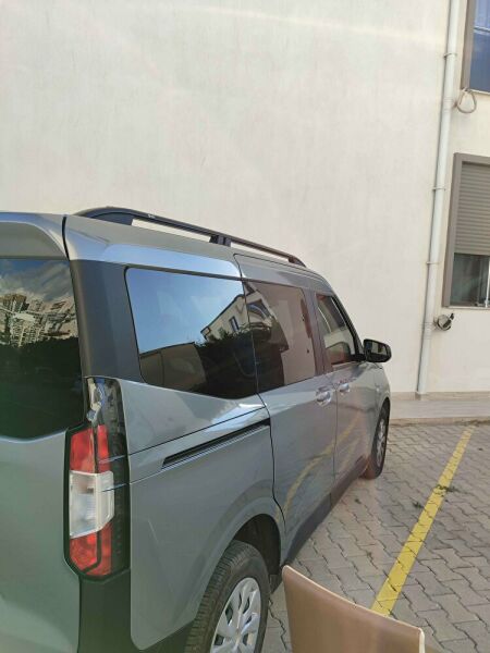 COURİER PORTBAGAJ SİYAH TAVAN ÇİTASI 2024 2025 2026 2027