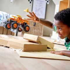Lego Technıc Monster Jam El Toro Loco