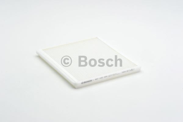 Bosch 1987432084 Polen Filtresi Yarıs 99-05 Rav4 00-10