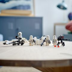 LEGO® Star Wars™ Snowtrooper™ 75320