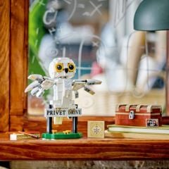 Lego Harry Potter Hedwig, Privet Drive 4 Numara 76425