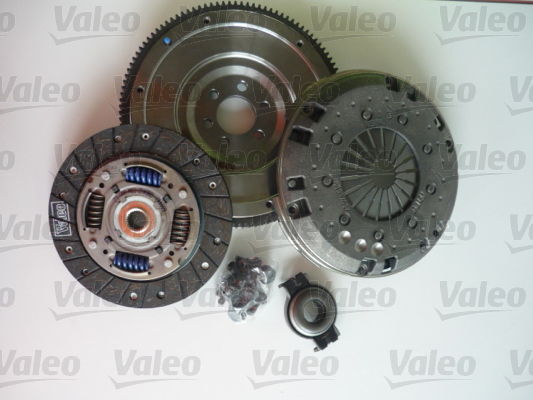 Volkswagen Polo 1994-2001 Arası 64 1.9 D, 1.9 D Valeo Marka Volanlı Debriyaj Seti