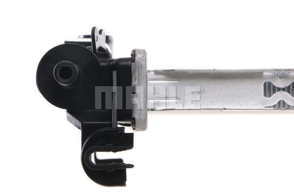 Ford Focus 1998-2009 Arası 2.0 16V, 1.8 Turbo DI / TDDi, 1.8 DI / TDDi Behr Marka Su Radyatörü