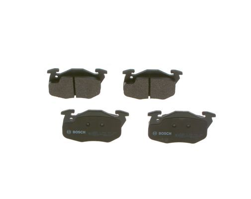 Citroen Ax 1986-1998 Arası 15 D Bosch Marka Ön Fişli Balata