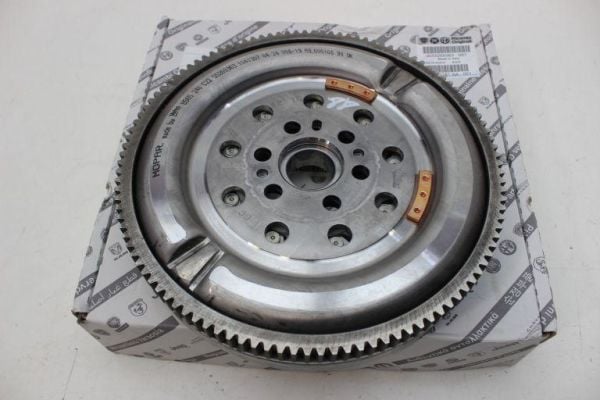 Egea 1.6 Multijet (Manuel Araçlar İçin Uygun) Volan Lancia 55269363