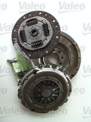 Ford Mondeo 2000-2007 Arası 2.0 16V DI / TDDi / TDCi, 2.0 TDCi, 2.0 16V TDDi / TDCi Valeo Marka Volanlı Debriyaj Seti