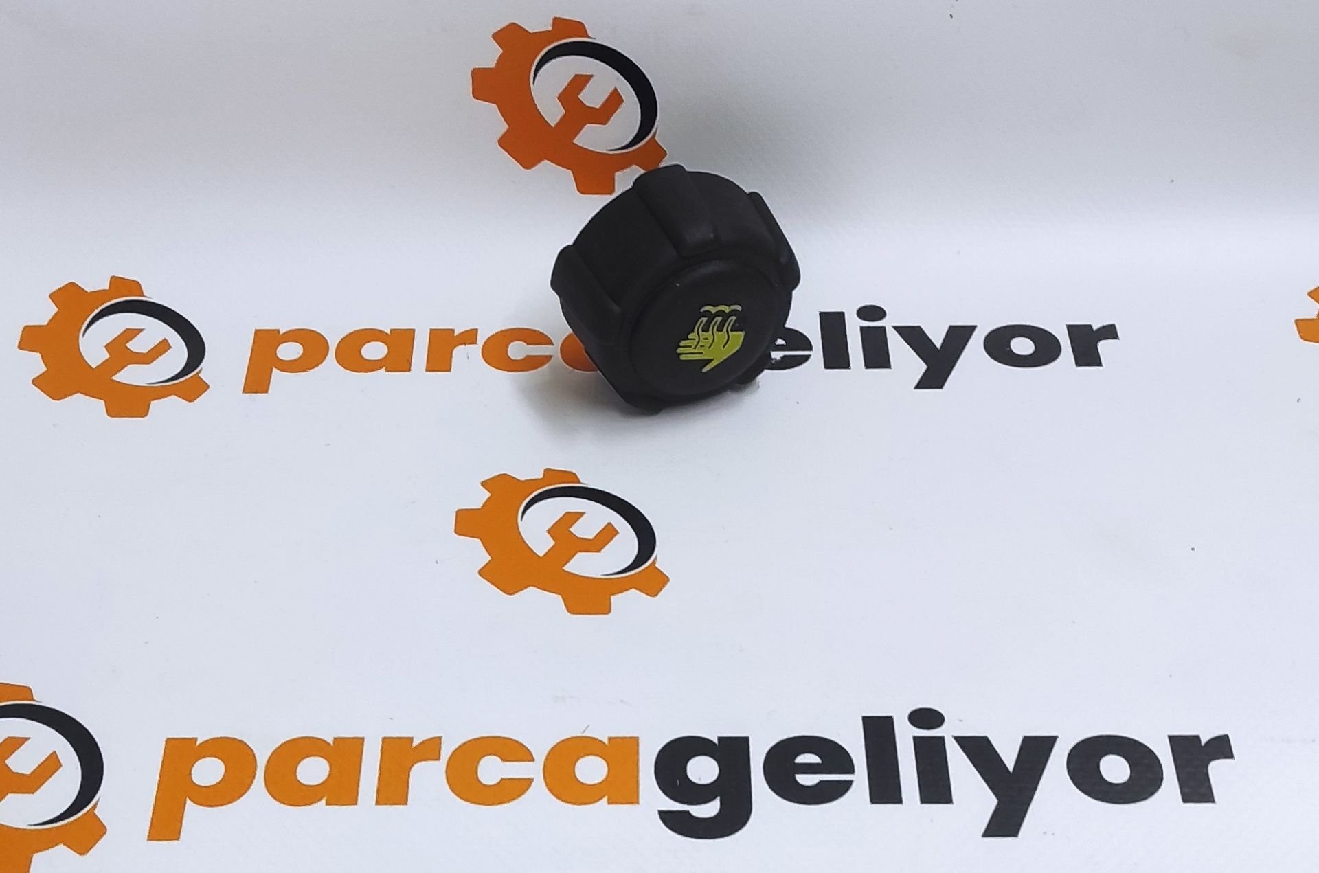 Radyatör Ek Depo Kapağı Siyah Orijinal 8200048024
