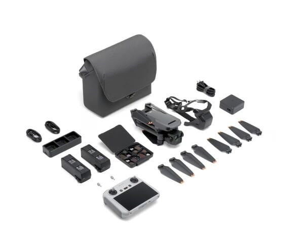 Djı Mavic 3 Pro Fly More Combo (DJI RC)