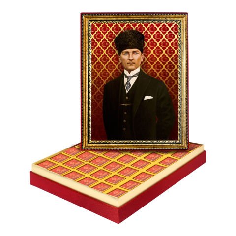 Kalpaklı Atatürk Çerçeveli Tablo Kutuda Logolu Çikolata