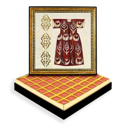 Laleli Kaftan Çerçeveli Tablo Kutuda Logolu Çikolata