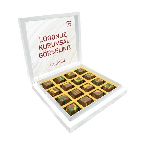 Kişiye Özel Karton Kutuda Dubai Çikolatası Küçük Boy (192 gr.)